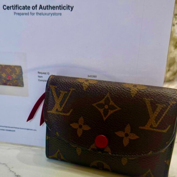 Louis Vuitton Rosalie Coin Purse. - Picture 2 of 8